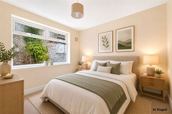 1 Bedroom Flat For Sale In Pevensey Road, Forest Gate, London, E7