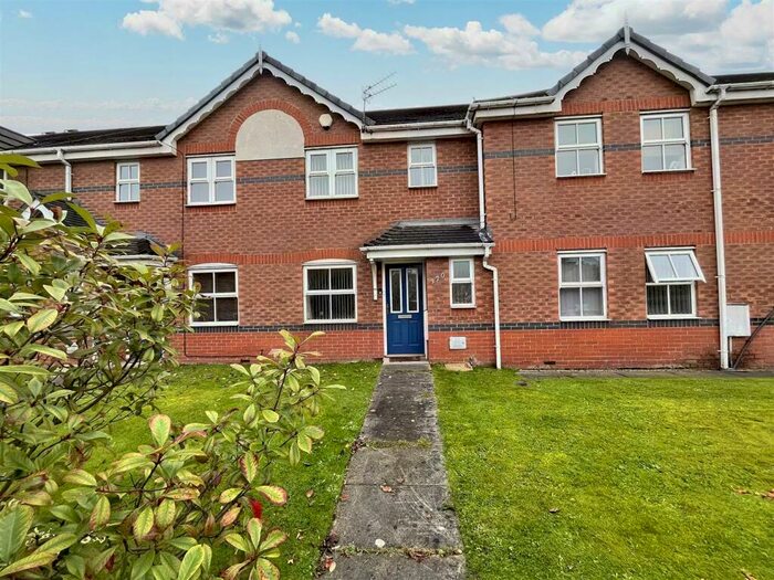 2 Bedroom Mews To Rent In Northenden Road, Sale, M33