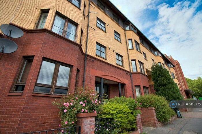 3 Bedroom Flat To Rent In Hopehill Road, Glasgow, G20