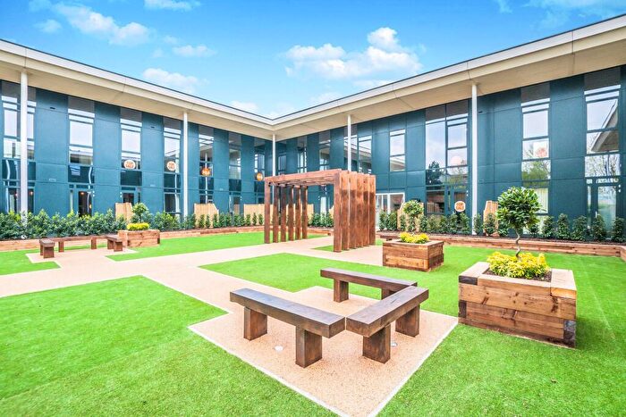 1 Bedroom Apartment To Rent In Clivemont Road, Maidenhead, SL6