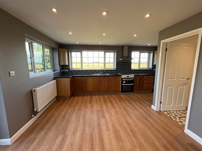 3 Bedroom Semi-Detached House To Rent In Stalbridge, Dorset, DT10