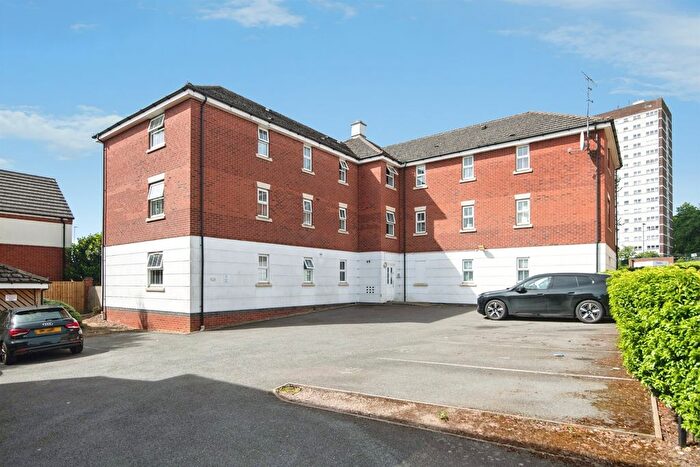 2 Bedroom Flat For Sale In Attingham Drive, Dudley, DY1