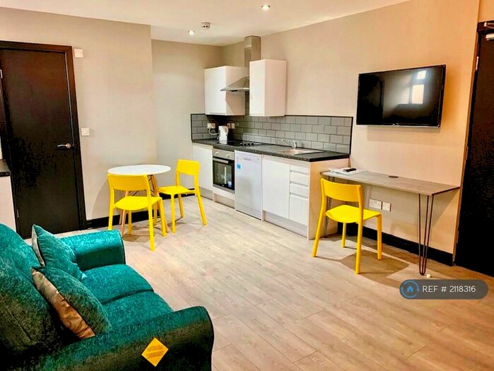 Studio To Rent In Bath Street, Huddersfield, HD1