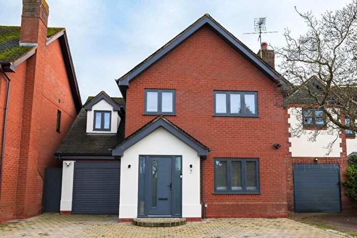 4 Bedroom Detached House For Sale In Hemmings Mill, Warwick, CV35