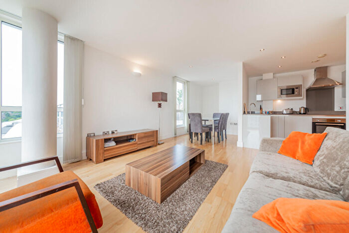 3 Bedroom Apartment To Rent In Seager Place, London, SE8