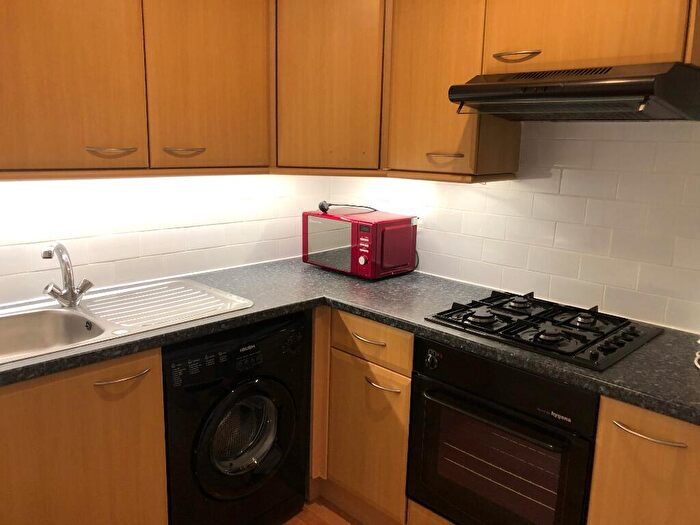 1 Bedroom Flat To Rent In Broughton Road, Broughton, Edinburgh, EH7