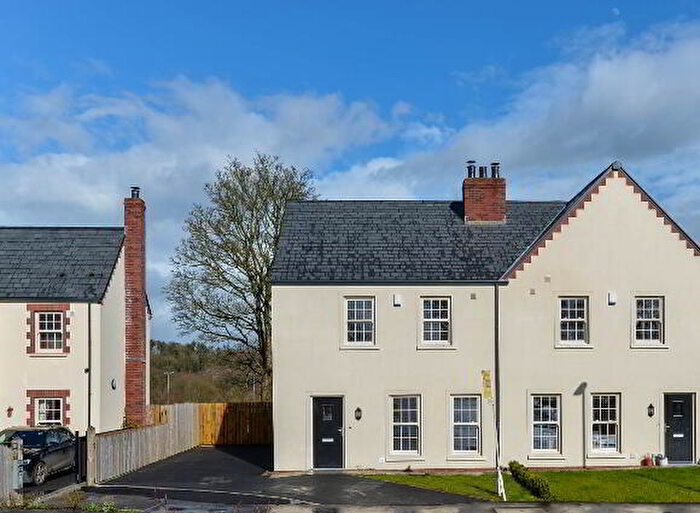 3 Bedroom Semi-Detached House For Sale In Poundbridge Green, Saintfield, BT24