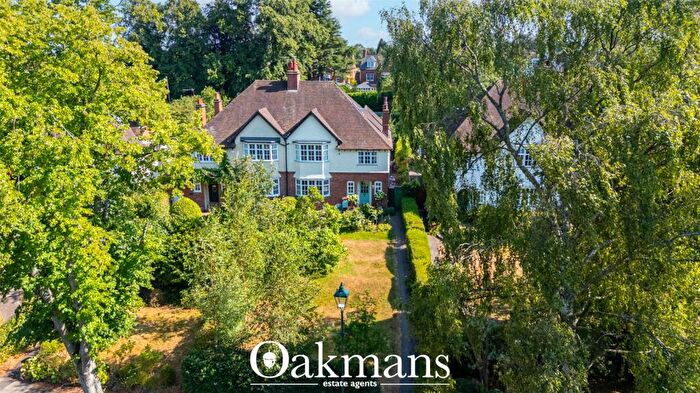 5 Bedroom Semi Detached House For Sale In Carless Avenue, Birmingham, B17