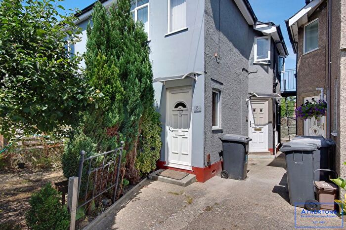 2 Bedroom Flat For Sale In Malvern Road, Bournemouth, BH9