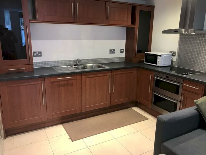 1 Bedroom Flat To Rent In Belgrave Road, Clifton, Bristol, BS8