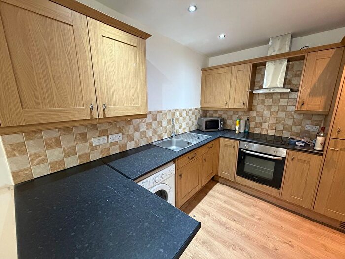 2 Bedroom Flat To Rent In West Street, Sheffield, S1