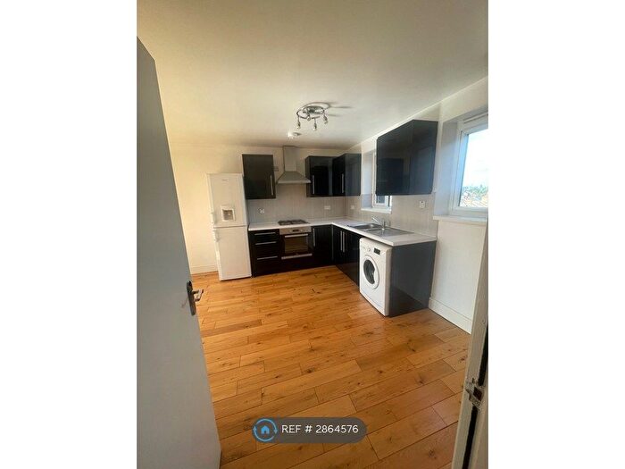 1 Bedroom Flat To Rent In Queens Road, London, SE15