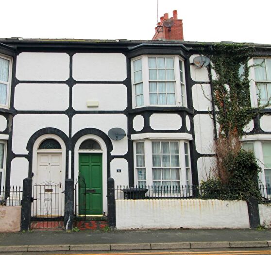 2 Bedroom Terraced House To Rent In Bedford Street, Rhyl, Denbighshire, LL18