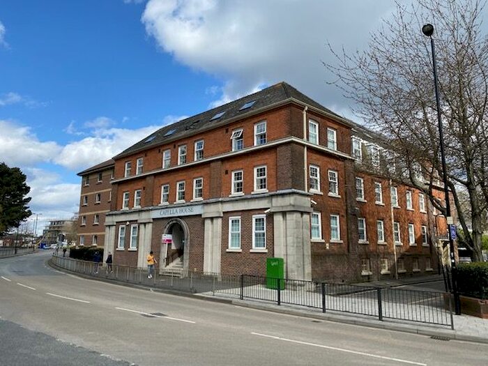 1 Bedroom Flat To Rent In Cook Street, Southampton SO14