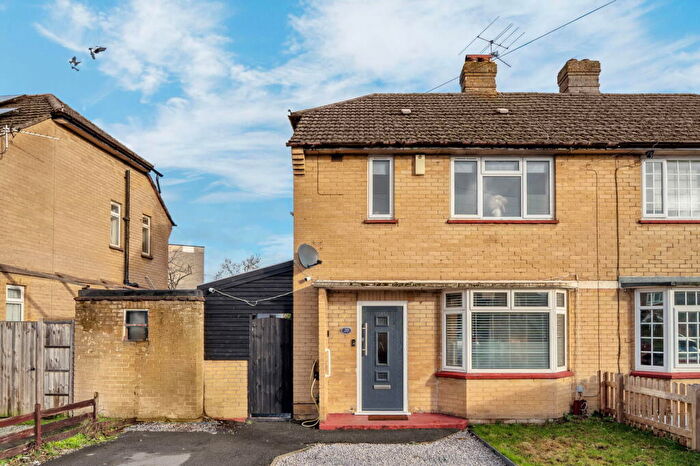 2 Bedroom Semi Detached House For Sale In Rickman Crescent, Addlestone, KT15