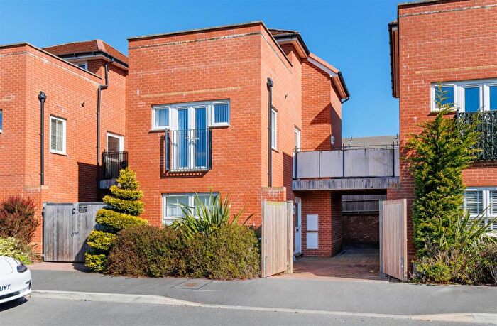 3 Bedroom House To Rent In St. Wilfred Drive, East Cowes, PO32