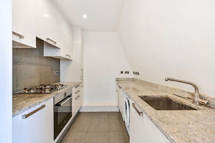 1 Bedroom Flat To Rent In London Road, Isleworth, London, TW7