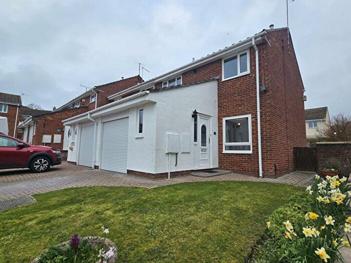 3 Bedroom House To Rent In Downs Road Folkestone, CT19