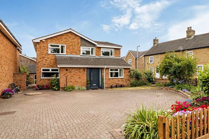 5 Bedroom Detached House For Sale In Shefford Road, Meppershall, Shefford, SG17