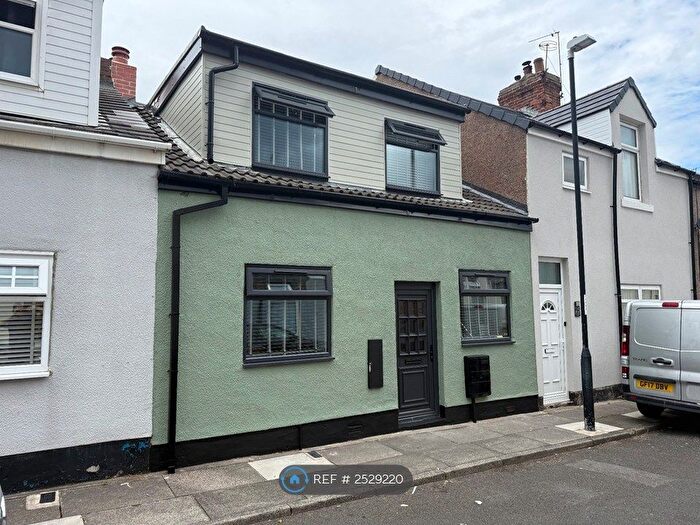 4 Bedroom Terraced House To Rent In Cirencester Street, Sunderland, SR4