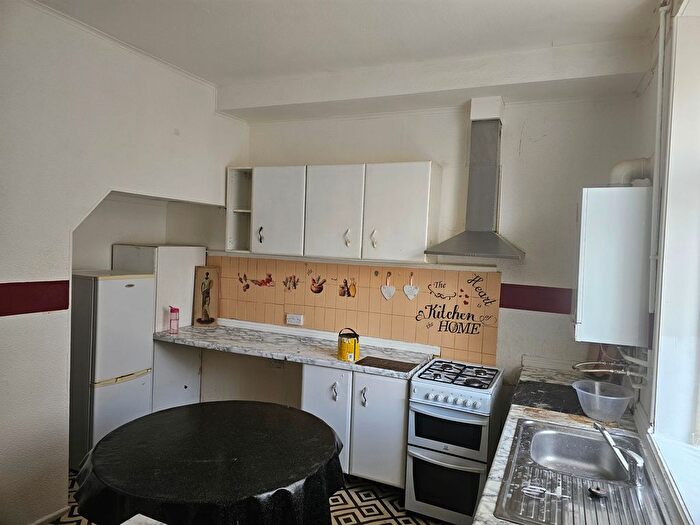 3 Bedroom Terraced House To Rent In Boundary Street, Burnley, BB10