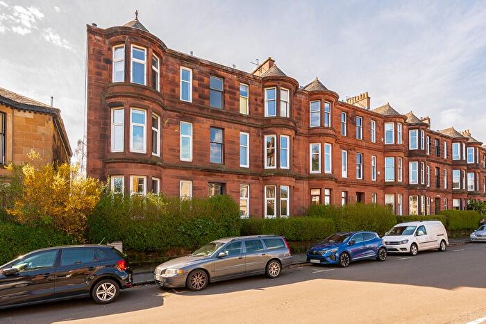 2 Bedroom Apartment For Sale In Fergus Drive, North Kelvinside, Glasgow, G20