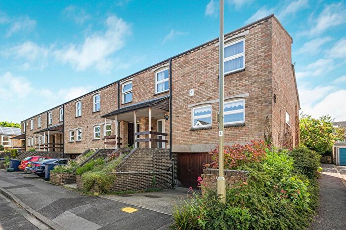 4 Bedroom End Terrace House For Sale In Bankside, Headington, OX3