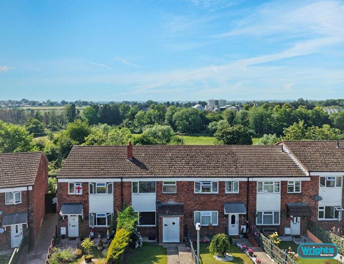 3 Bedroom Terraced House For Sale In Francis Street, Trowbridge, BA14