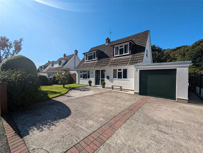 3 Bedroom Detached Bungalow For Sale In St. Johns Close, Helston, Cornwall, TR13