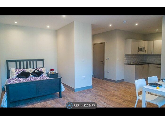 Studio To Rent In Week Street, Maidstone, ME14