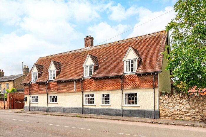 4 Bedroom Detached House For Sale In High Street, Stagsden, Bedfordshire, MK43