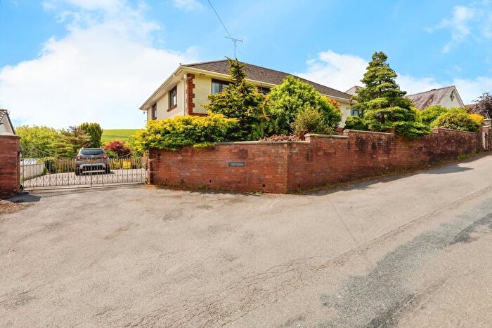 4 Bedroom Detached House For Sale In Llanboidy Road, Meidrim, Carmarthen, SA33