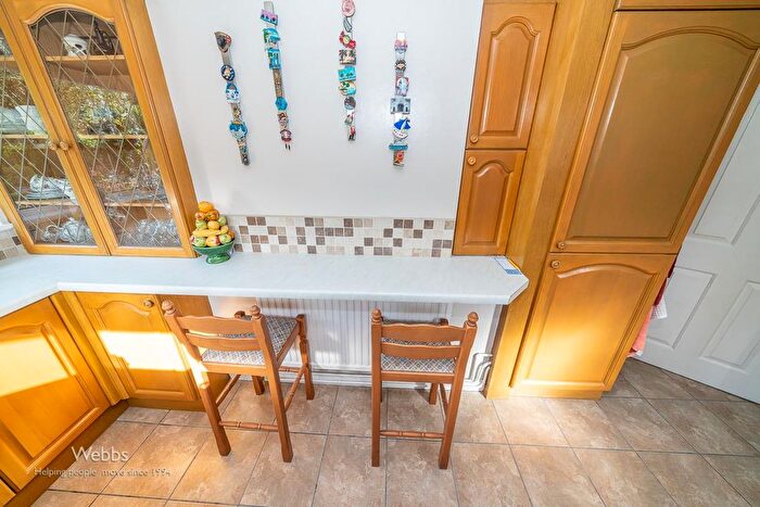 3 Bedroom Detached Bungalow For Sale In Enderley Drive, Bloxwich, Walsall, WS3