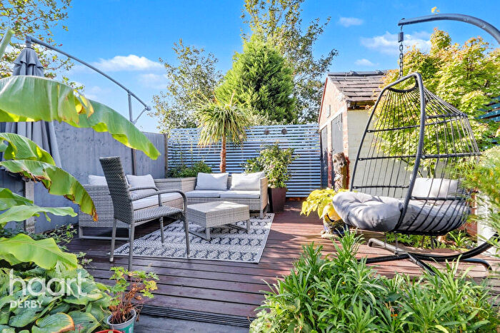 2 Bedroom Semi-Detached House For Sale In Chapel Street, Derby, DE21