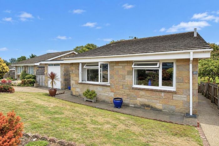 3 Bedroom Detached Bungalow For Sale In Chain Free * Shanklin, PO37