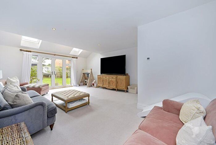 5 Bedroom Detached House For Sale In Windacres Farm Lane, Horsham, RH12