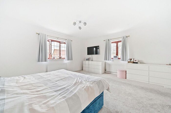 5 Bedroom Detached House To Rent In Snaith Crescent, Milton Keynes, MK5