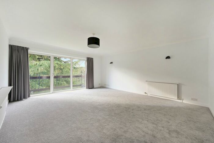 2 Bedroom Flat To Rent In Herne Road, Surbiton KT6