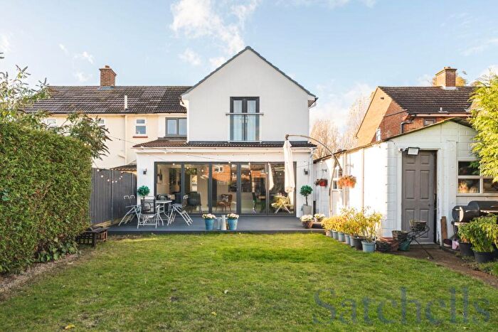 3 Bedroom Semi Detached House For Sale In Sparhawke, Letchworth Garden City, SG6