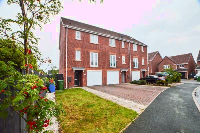4 Bedroom Mews To Rent In Horton Park, Blyth, NE24