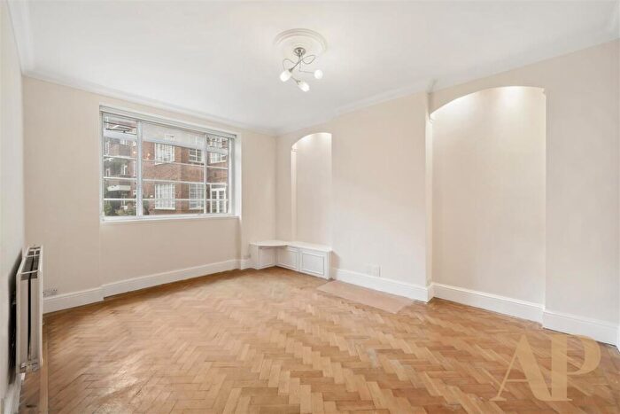 2 Bedroom Flat To Rent In Townshend Court, St Johns Wood, NW8