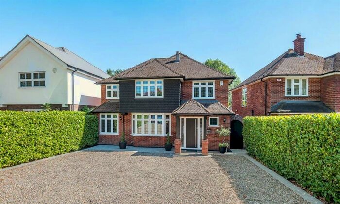 5 Bedroom Detached House To Rent In Cheney Street, Eastcote, HA5