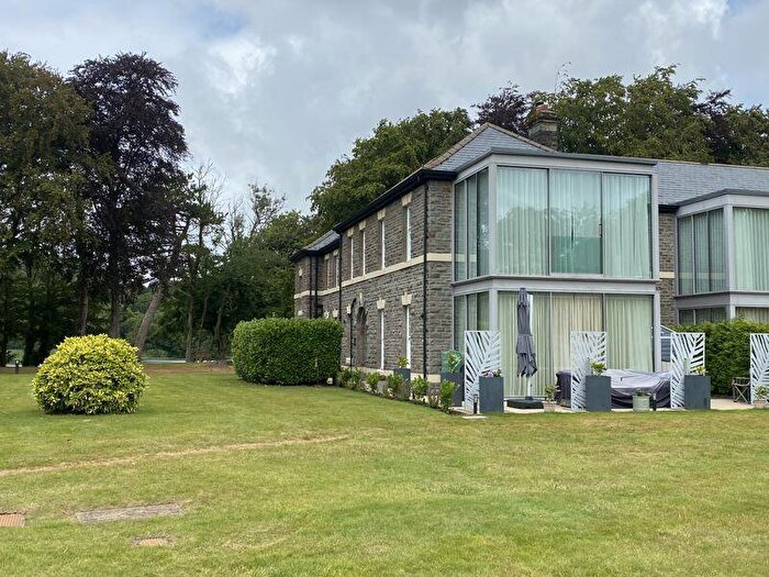 3 Bedroom Flat For Sale In Crawshay House, Hensol Castle Park, Pontyclun, CF72