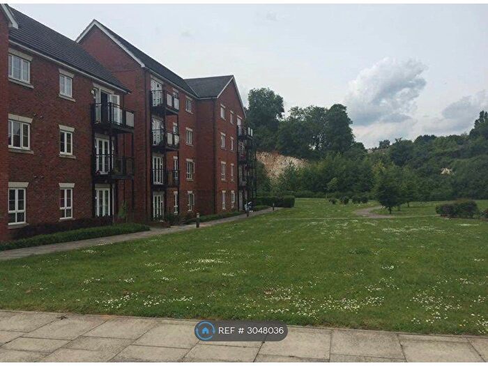 2 Bedroom Flat To Rent In Arun House, Rochester, ME2