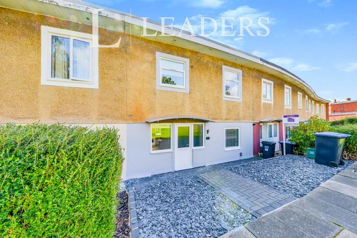 4 Bedroom Terraced House To Rent In Willow Way, Hatfield, AL10