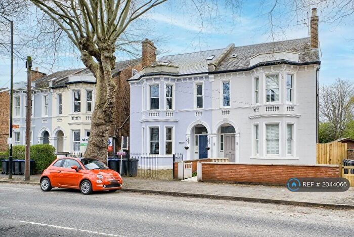 1 Bedroom Flat To Rent In Lancaster House, Leamington Spa, CV31