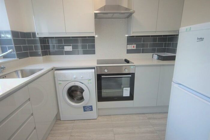 1 Bedroom Flat To Rent In Blenheim Road, Harrow, HA2