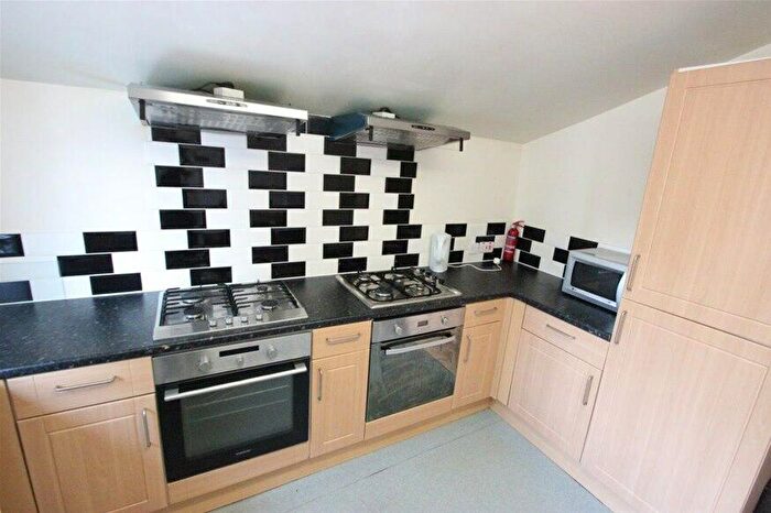 5 Bedroom Flat To Rent In - Cowley Road, Oxford, Oxford, OX4