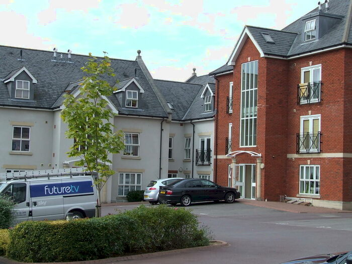 2 Bedroom Apartment To Rent In Conigre Square, BA14