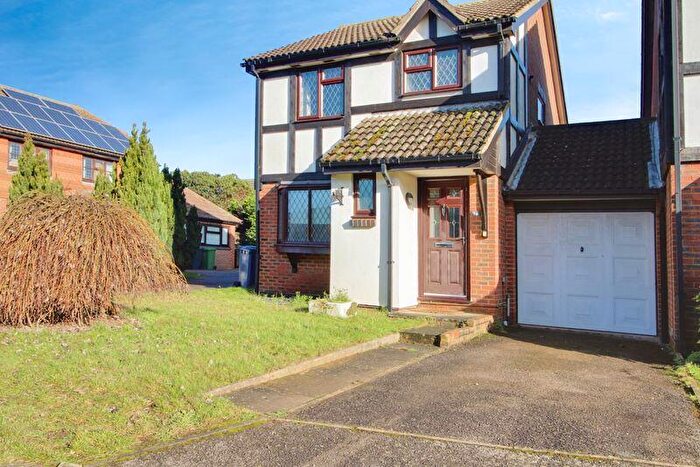 3 Bedroom Detached House For Sale In Brockwood Close, Gamlingay, SG19